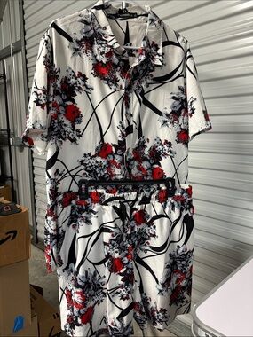 Men's Two-Piece Floral Shirt and Shorts Set in White, Red & Black